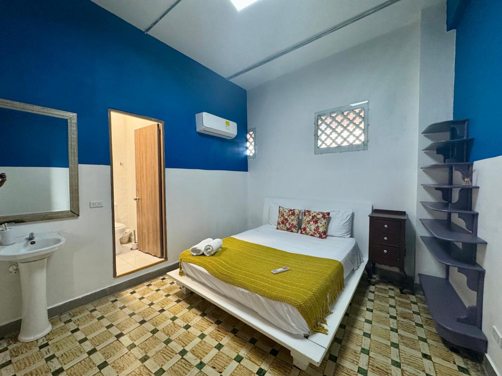 ホテル Casa De La Cruz Cartagena エクステリア 写真